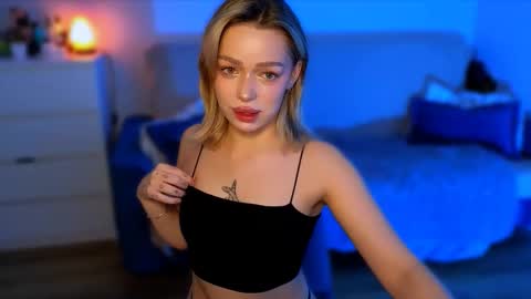 Snapshot of ellatwox chatting on 10, 11, 2025 Ella online show from 10, 11, 2025