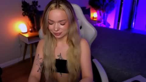 Ella online show from 6, 4, 2026