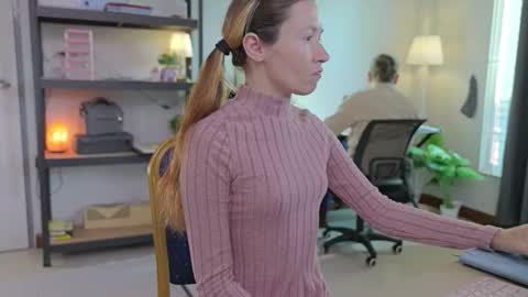 Snapshot of ellcrys chatting on 11, 1, 2026 im Elsa lets go Subscribe to my OF and Youtube -35 online show from 11, 1, 2026