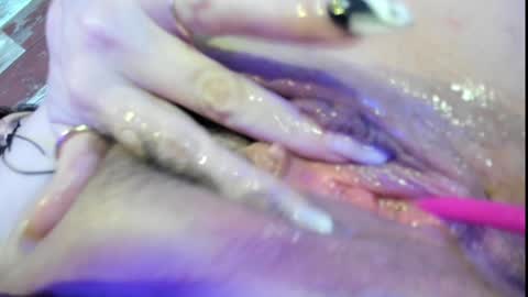 Snapshot of elle4you chatting on 6, 2, 2025 ELLE online show from 6, 2, 2025