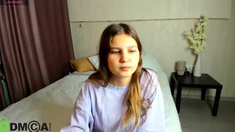 Snapshot of elle_ellise chatting on 30, 9, 2025 elle_ellise online show from 30, 9, 2025