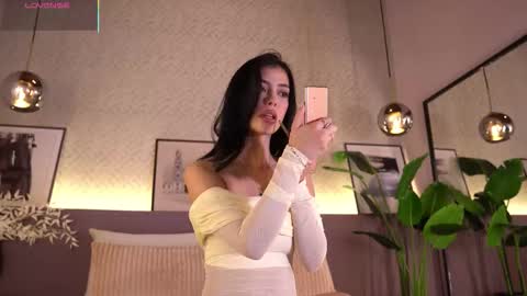 Snapshot of ellediane chatting on 19, 1, 2026 Elle Diane online show from 19, 1, 2026