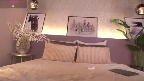 Snapshot of ellediane chatting on 9, 2, 2026 Elle Diane online show from 9, 2, 2026