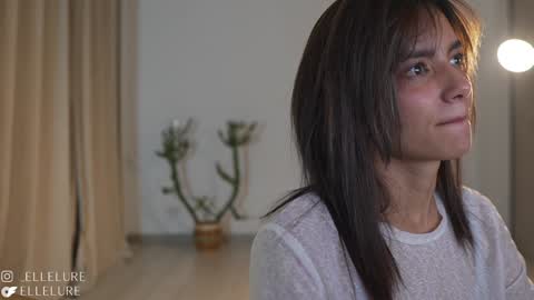 Snapshot of ellelure_ chatting on 20, 1, 2025 Linda Restrepo online show from 20, 1, 2025