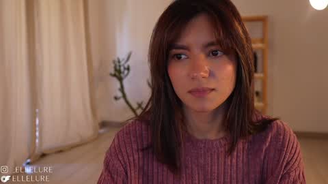 Snapshot of ellelure_ chatting on 30, 1, 2025 Linda Restrepo online show from 30, 1, 2025