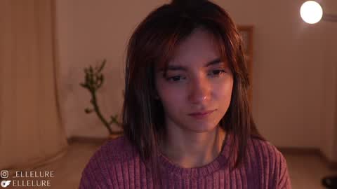 Snapshot of ellelure_ chatting on 31, 1, 2025 Linda Restrepo online show from 31, 1, 2025