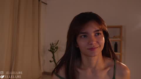 Snapshot of ellelure_ chatting on 31, 1, 2025 Linda Restrepo online show from 31, 1, 2025