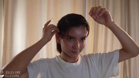 Snapshot of ellelure_ chatting on 9, 2, 2025 Linda Restrepo online show from 9, 2, 2025