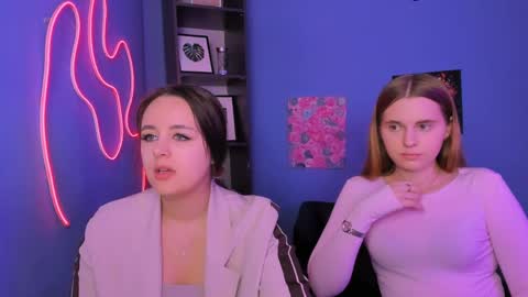 Snapshot of elli_ashley chatting on 31, 3, 2026 Ashley online show from 31, 3, 2026