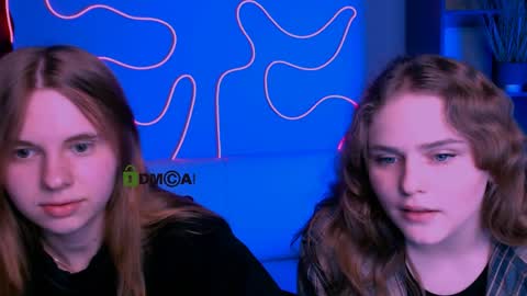 Snapshot of elli_ashley chatting on 7, 4, 2026 Ashley online show from 7, 4, 2026