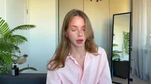 Ellie  --- Ill see you either on Friday or Saturday and definitely on Sunday  online show from 29, 9, 2025