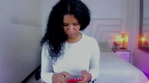  Ellie   online show from 5, 2, 2025