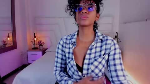  Ellie   online show from 7, 3, 2025