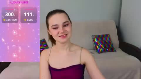 Snapshot of ellie_babyy chatting on 3, 12, 2025 Ellie online show from 3, 12, 2025