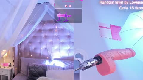 Snapshot of ellie_jhonson_ chatting on 6, 2, 2025 Ellie Jhonson online show from 6, 2, 2025