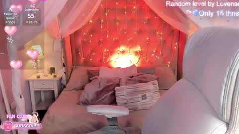 Snapshot of ellie_jhonson_ chatting on 6, 3, 2025 Ellie Jhonson online show from 6, 3, 2025