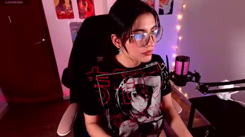 Snapshot of ellie_jhonson_ chatting on 10, 4, 2026 Ellie Jhonson online show from 10, 4, 2026