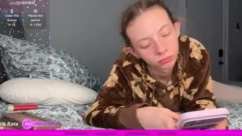 ellie online show from 26, 6, 2026