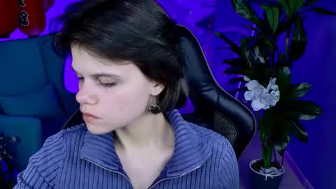 Snapshot of elliemurler chatting on 17, 9, 2025 elliemurler online show from 17, 9, 2025