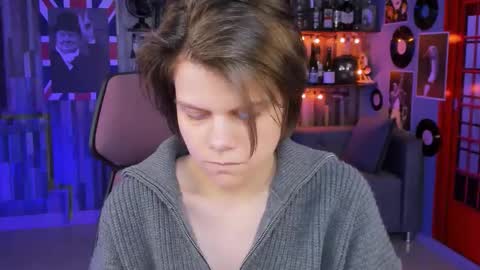 Snapshot of elliemurler chatting on 25, 9, 2025 elliemurler online show from 25, 9, 2025