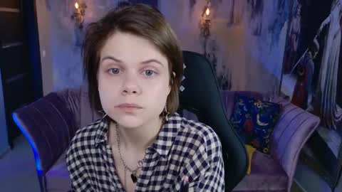 Snapshot of elliemurler chatting on 27, 10, 2025 elliemurler online show from 27, 10, 2025