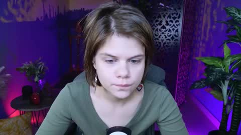 Snapshot of elliemurler chatting on 12, 11, 2025 elliemurler online show from 12, 11, 2025