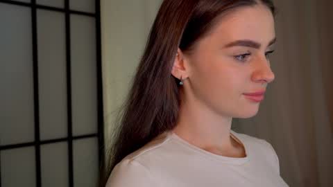 Snapshot of elliephant_ chatting on 26, 12, 2024 just Emily online show from 26, 12, 2024