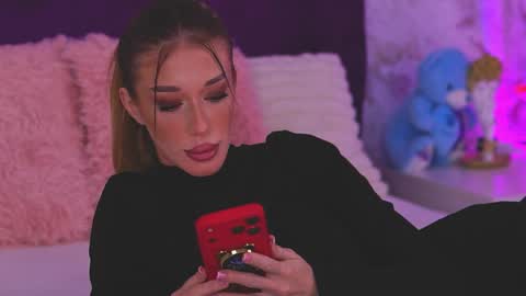 EllinaNuria online show from 29, 3, 2026