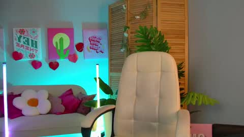 Snapshot of ellinvale chatting on 30, 4, 2026 Elin online show from 30, 4, 2026