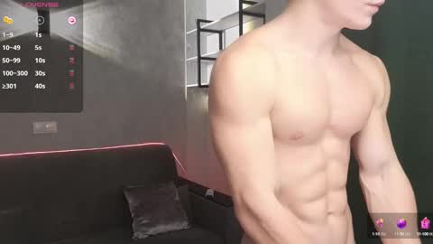 elliot_muscle04 online show from 16, 2, 2025
