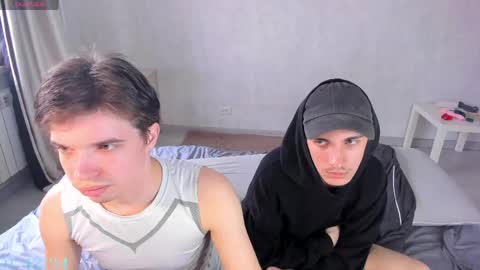 Snapshot of elliot_winki chatting on 15, 5, 2026 elliot_winki online show from 15, 5, 2026