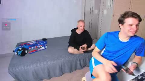 Snapshot of elliot_winki chatting on 21, 7, 2026 elliot_winki online show from 21, 7, 2026