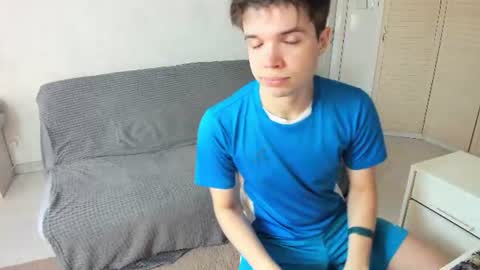 Snapshot of elliot_winki chatting on 2, 8, 2026 elliot_winki online show from 2, 8, 2026