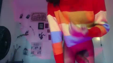 Snapshot of ellis_flowers chatting on 16, 10, 2025  . online show from 16, 10, 2025