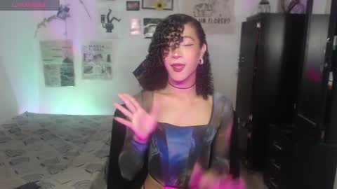 Snapshot of ellis_flowers chatting on 16, 11, 2025 . online show from 16, 11, 2025