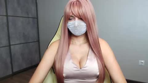 Snapshot of ellisnikki chatting on 16, 12, 2025 EllisNikki online show from 16, 12, 2025