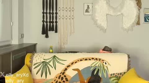 elly_ary online show from 10, 1, 2026