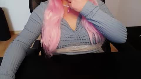 Elly online show from 30, 3, 2026