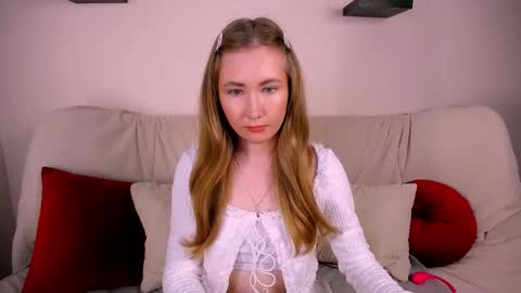 Elly online show from 11, 11, 2025