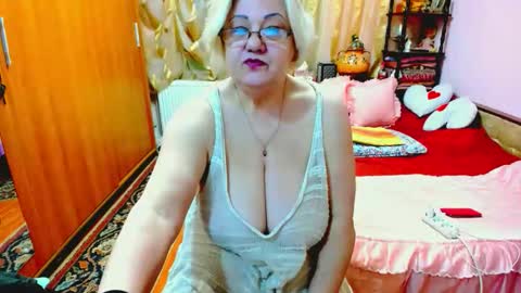 ellyhot53 online show from 26, 10, 2025