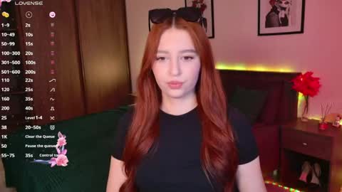 Snapshot of ellypeach chatting on 11, 5, 2026 EllyPeach online show from 11, 5, 2026