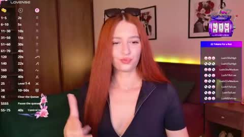 Snapshot of ellypeach chatting on 2, 7, 2026 EllyPeach online show from 2, 7, 2026