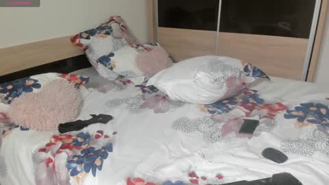 Snapshot of ellyslimdoll chatting on 11, 1, 2025 ellslimdoll online show from 11, 1, 2025