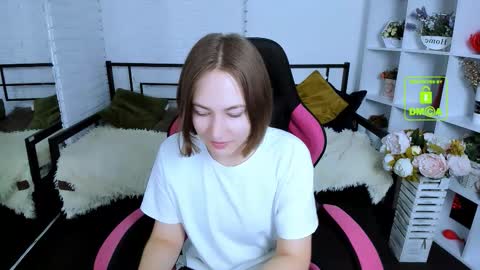 Snapshot of elma_lily chatting on 23, 9, 2025 elma_lily online show from 23, 9, 2025