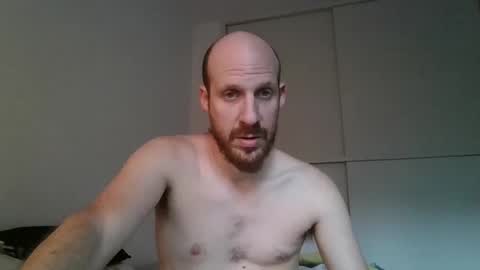 Snapshot of elmatirestrepo chatting on 5, 1, 2025 Mati Restrepo online show from 5, 1, 2025