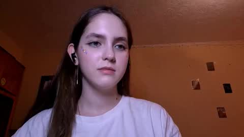 Snapshot of elmeraurora chatting on 28, 2, 2026 Kate online show from 28, 2, 2026