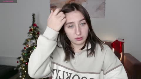 Snapshot of elmirapowers chatting on 6, 1, 2025 elmirapowers online show from 6, 1, 2025