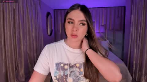 Snapshot of eloisaolivero chatting on 2, 12, 2025 ELOISA OLIVERO online show from 2, 12, 2025