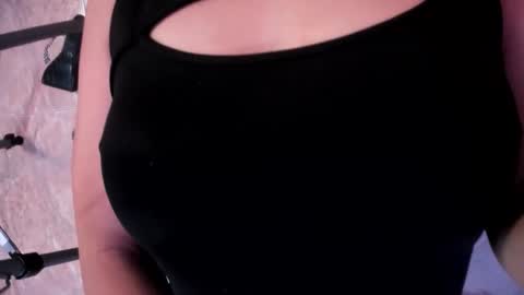 EloiseQuinn online show from 23, 9, 2025