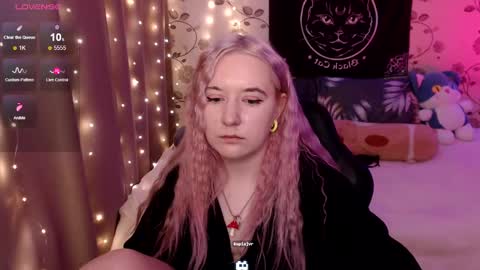 Ela give me a thumbs up if you like it  and this is important for the development of the account online show from 5, 12, 2024